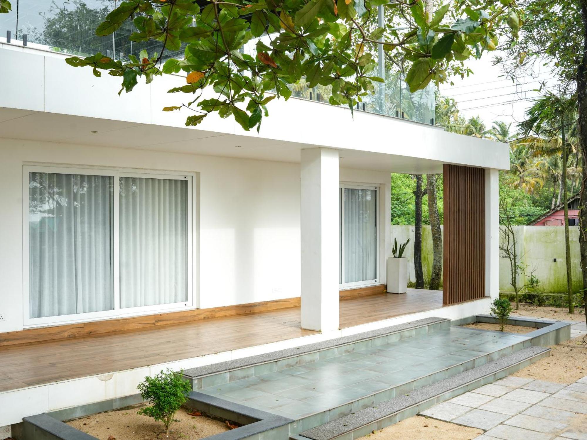 Villa Ocean Whisper- Psst! Hidden Gem Karuvapadna Exterior foto